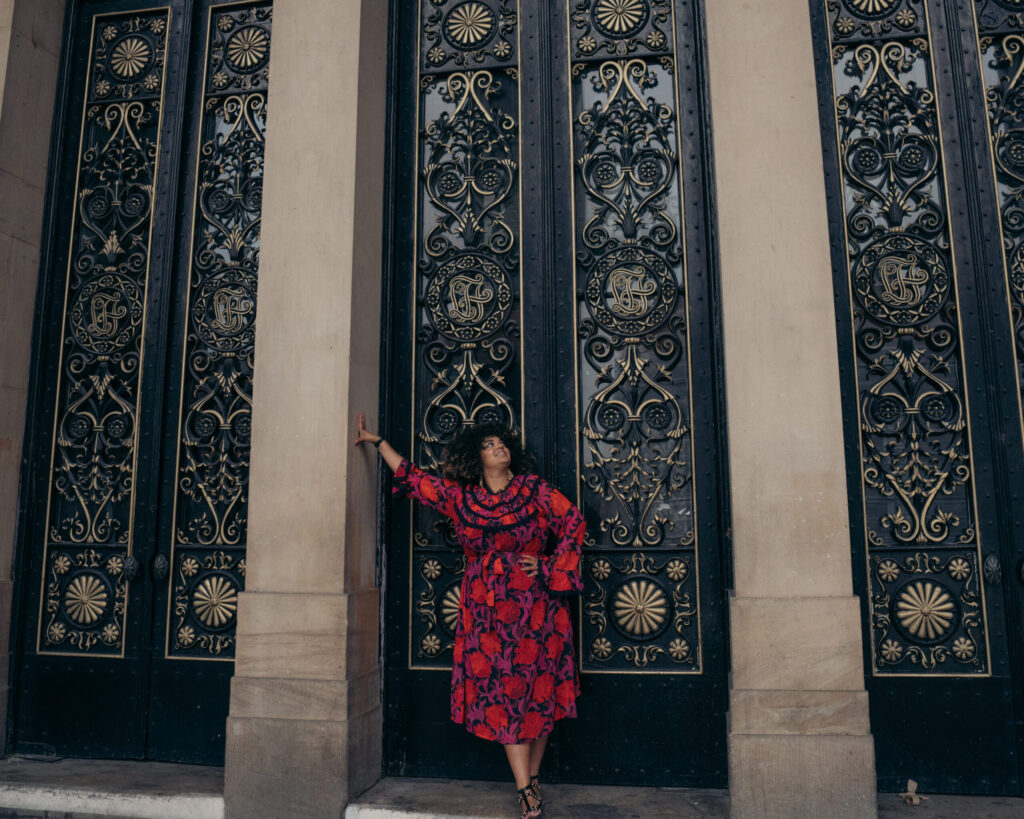 Laura Bartlett outside Leeds Town Hall