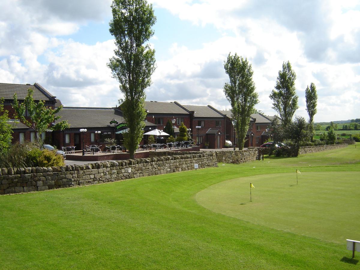 Midgley Lodge Motel & Golf Club