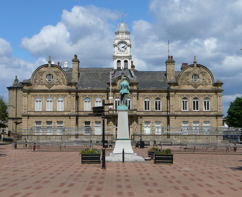 Ossett Precinct Visit Leeds