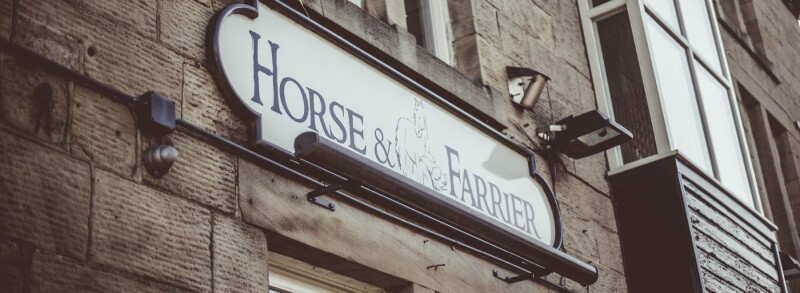 Horse & Farrier